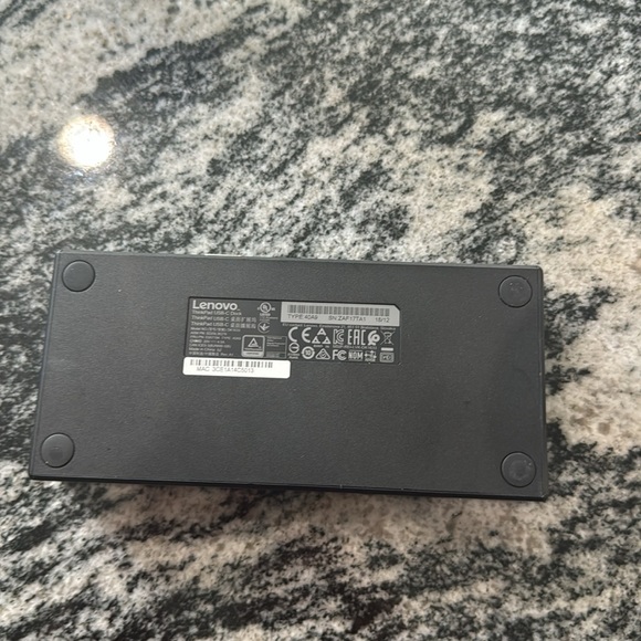 LENOVO  THINKPAD USB-C DOCK  MODEL:DK1633 doc only - Picture 3 of 5